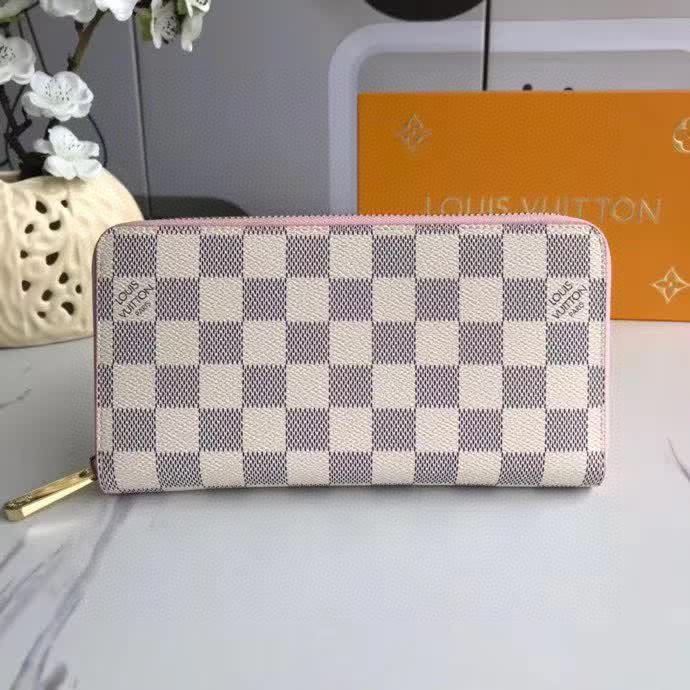 White Checkered Luxury Zip Around Wallet