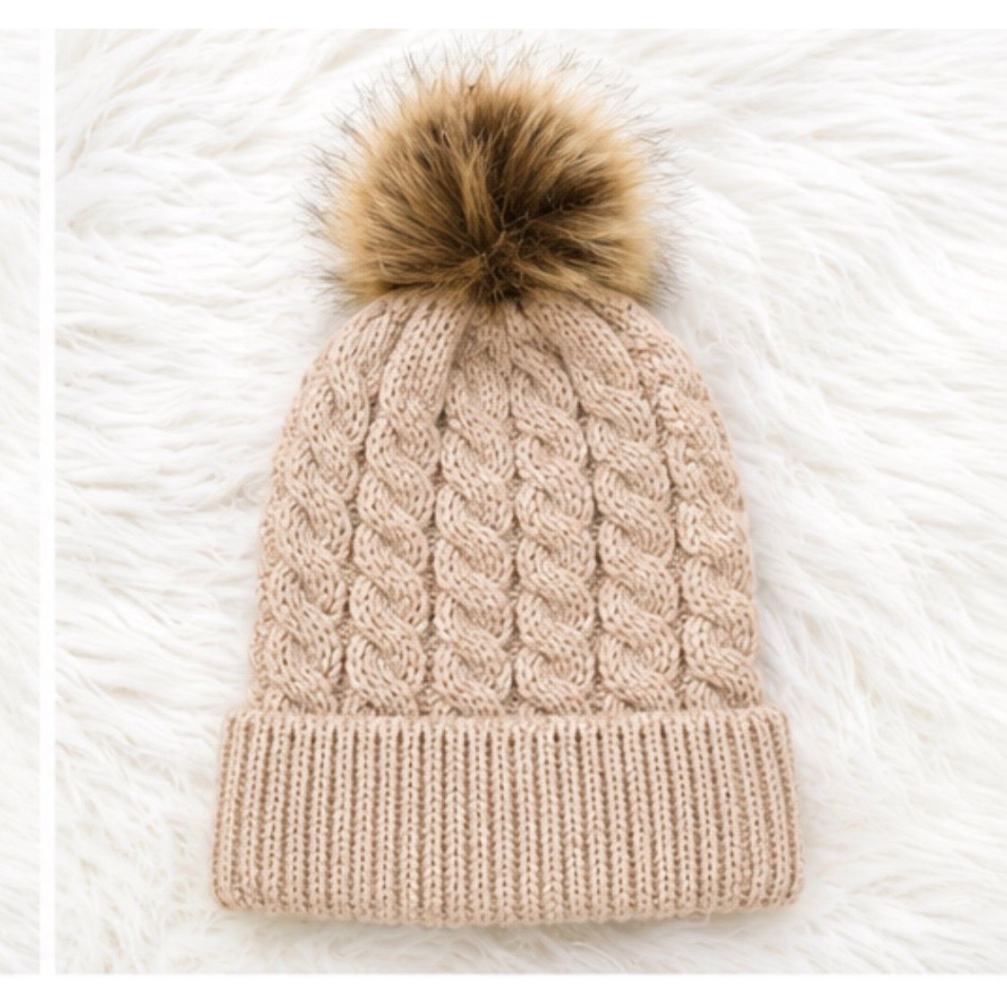 Kid's Knit Beanie with Fur Pom Pom