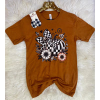 Checkered Pumpkin Floral Tee – Fall Graphic Shirt in Burnt Orange