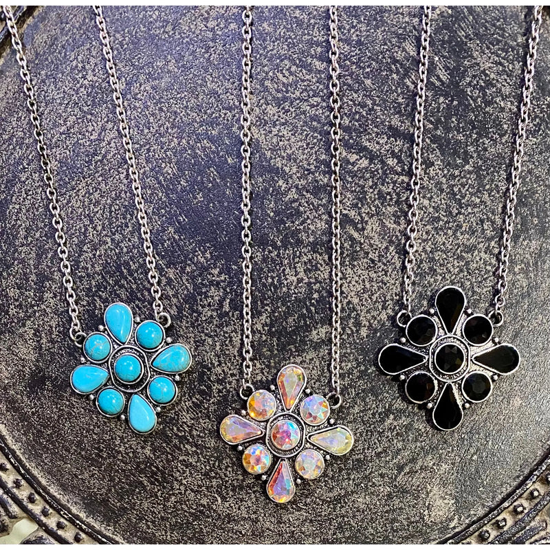 Floral Cluster Pendant Necklace – Turquoise, Black & Iridescent Stones