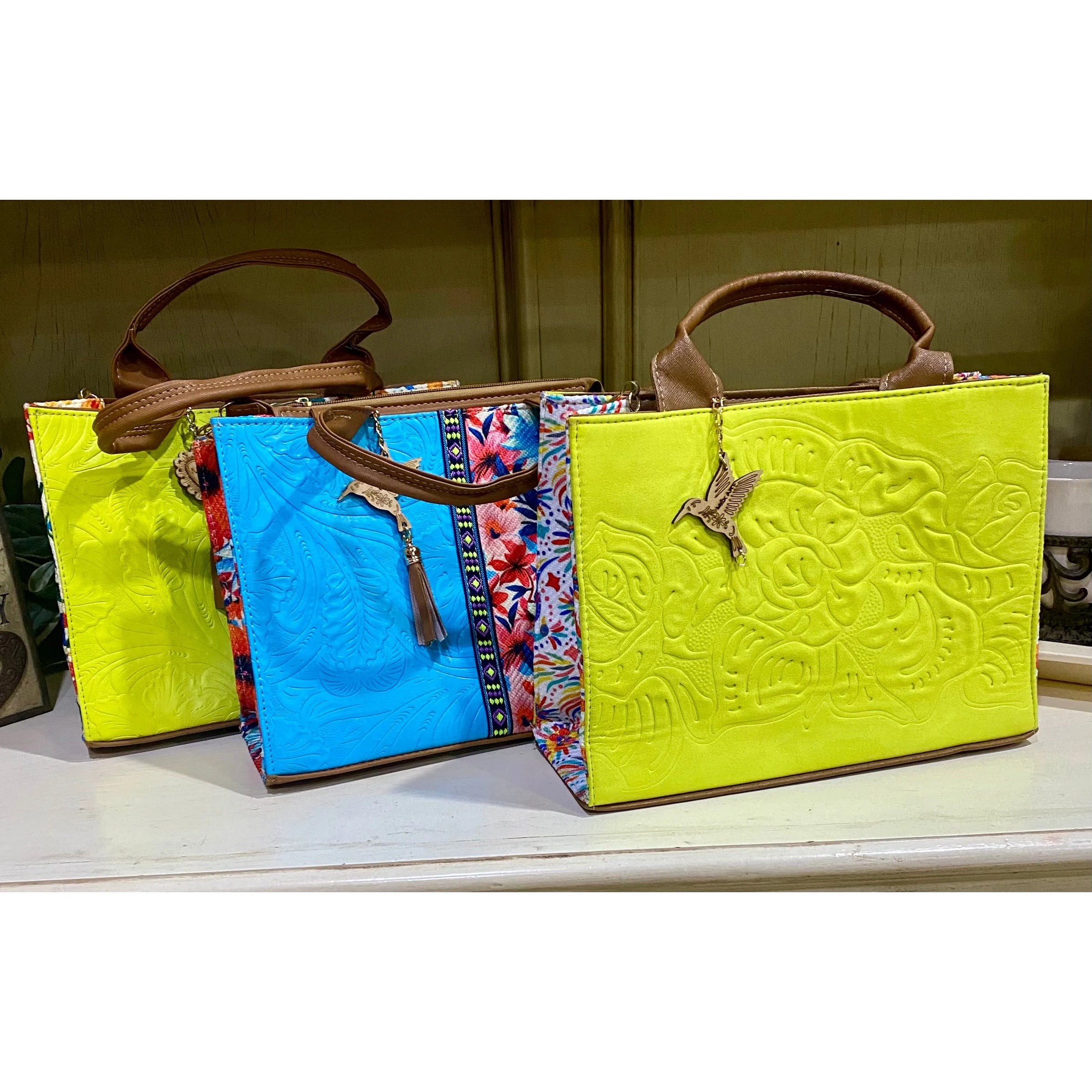 Artisanal Embroidered Look Leather Tote Bag – Medium