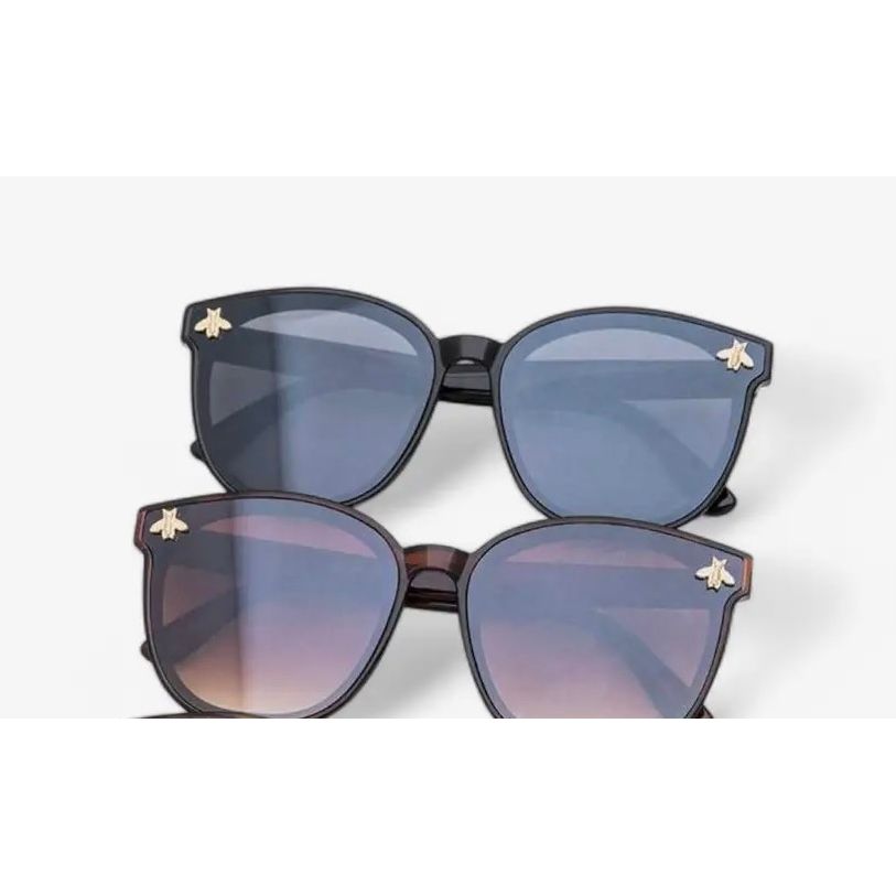 Oversized Gradient Sunglasses with Gold Bee Accent