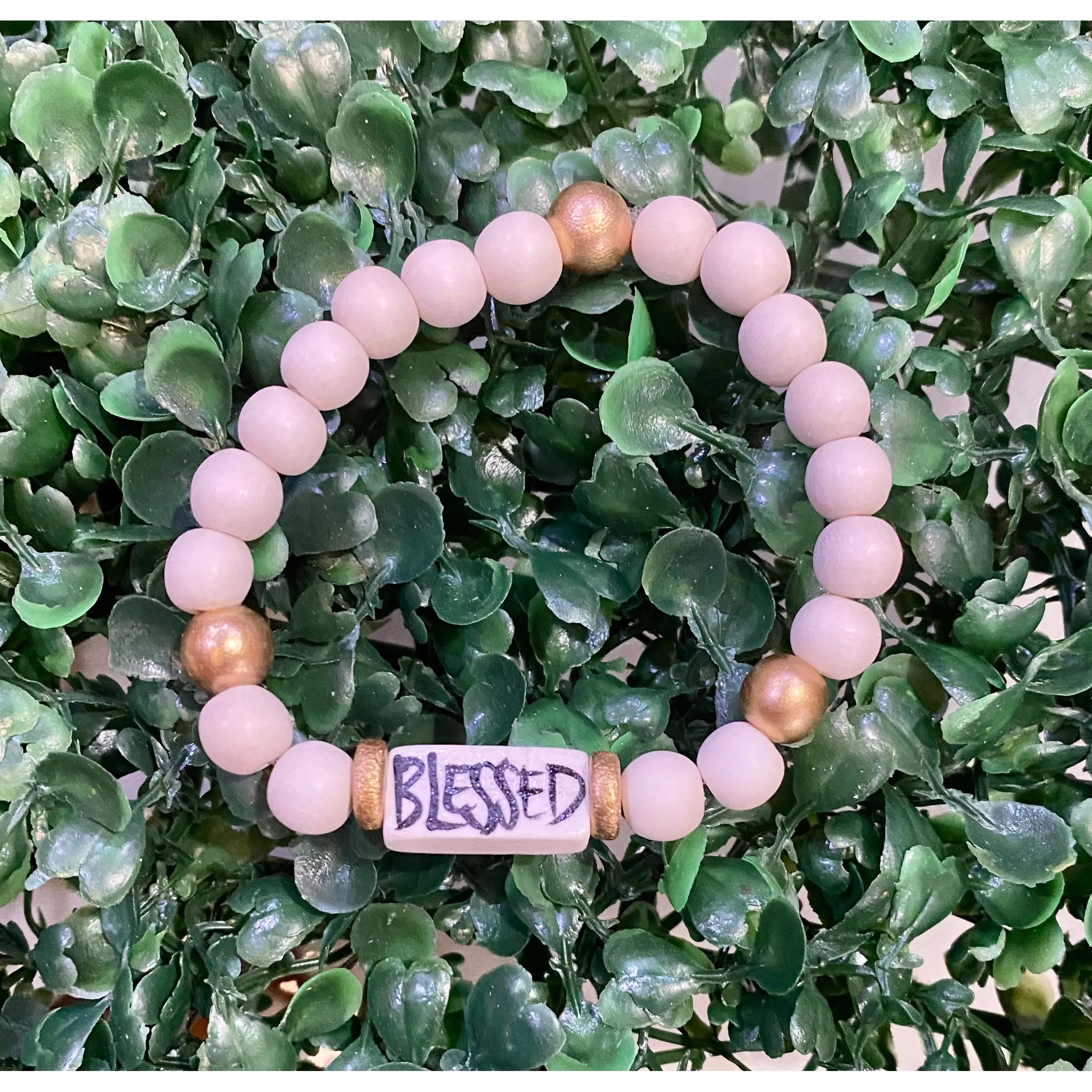 Off-White Affirmation Beaded Bracelets – Bold Words, Soft Neutrals