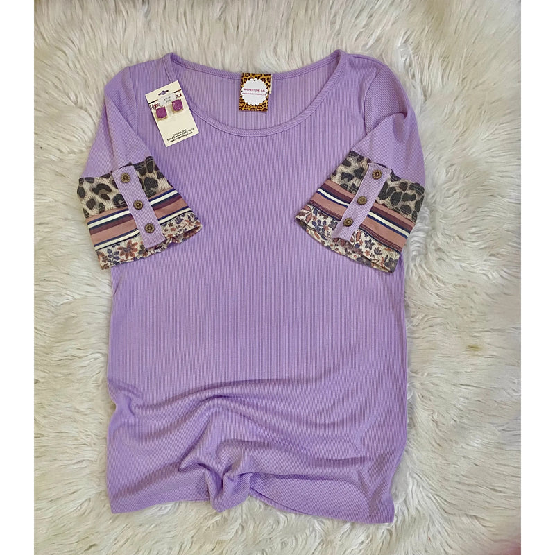 Lavender Ribbed Plus Top with Contrast Sleeves - Rhinestone Gal