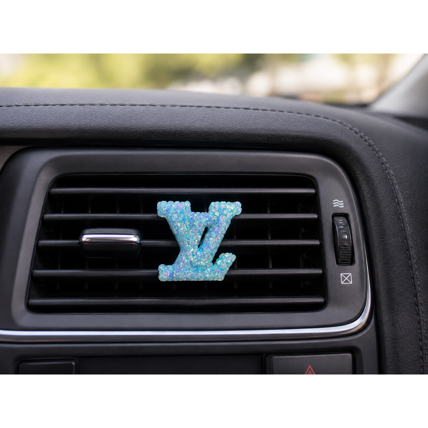 Luxury Vibes Mini Freshie – Car Vent Clip
