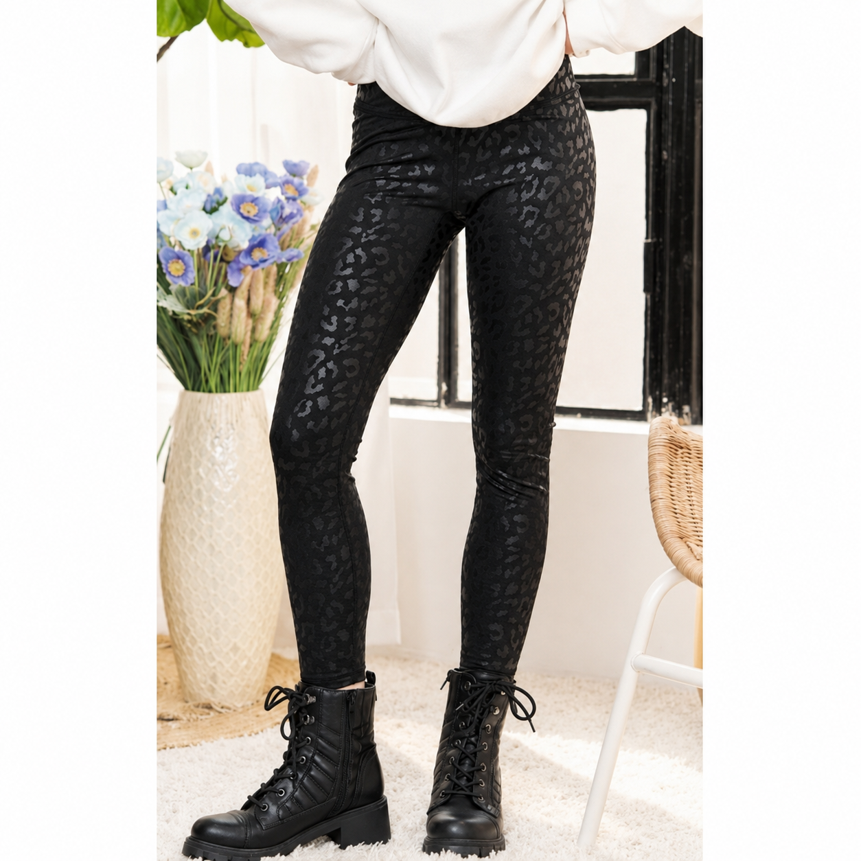 Black Leopard Print High-Waisted Active Leggings