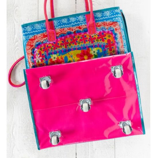 XL Rolling Floral Tote Bag with Wheels – Teal Flower Bouquet